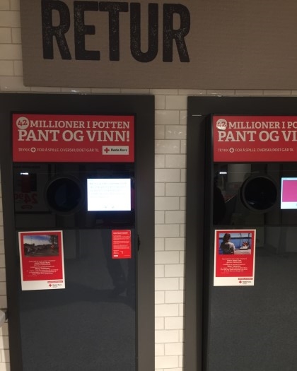 To Tomra panteautomater