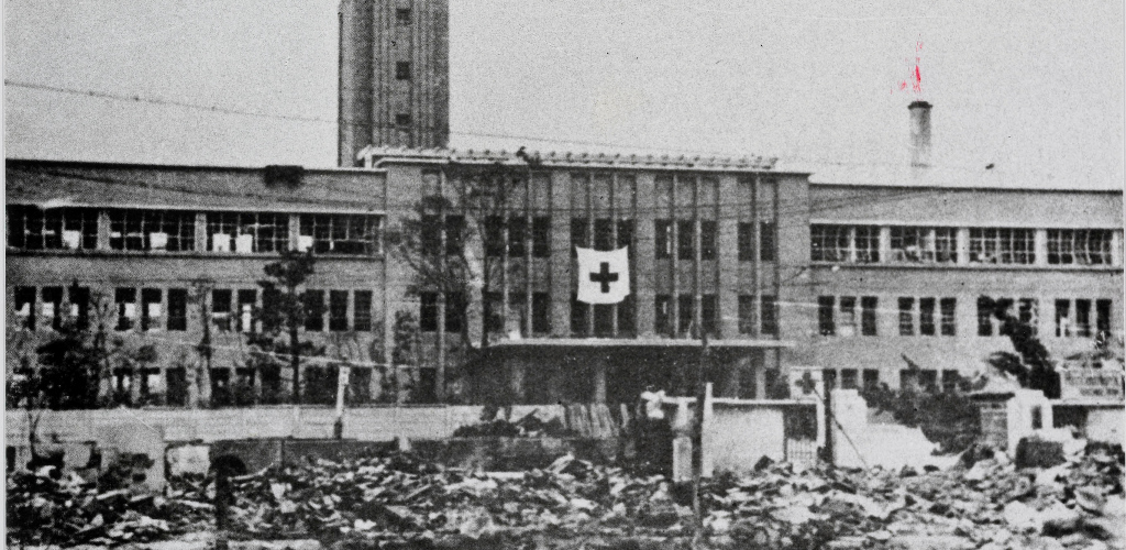 Røde Kors sykehus i Hiroshima etter atombomben ble sluppet.