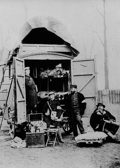 Gammel foto av en belgisk ambulanse i byen metz under fransk-preussisk krig 1870
