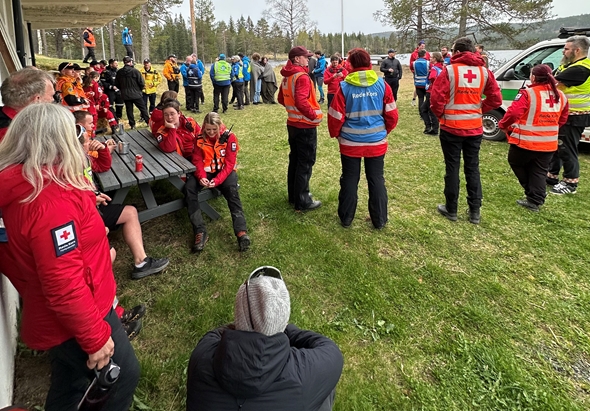 Foto av flere frivillige.