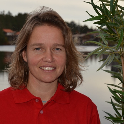 Birgit som smiler til kamera