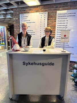 Sykehusguidene klare for å hjelpe til med å vise vei på sykehuset i Arendal
