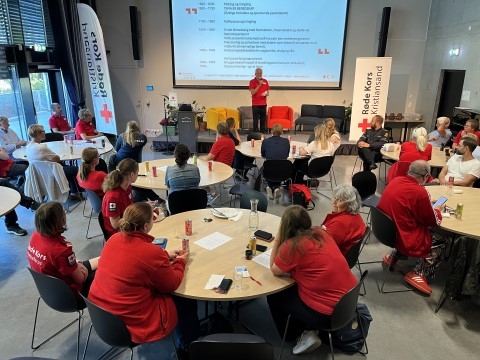 Forsamlingen på kick-off