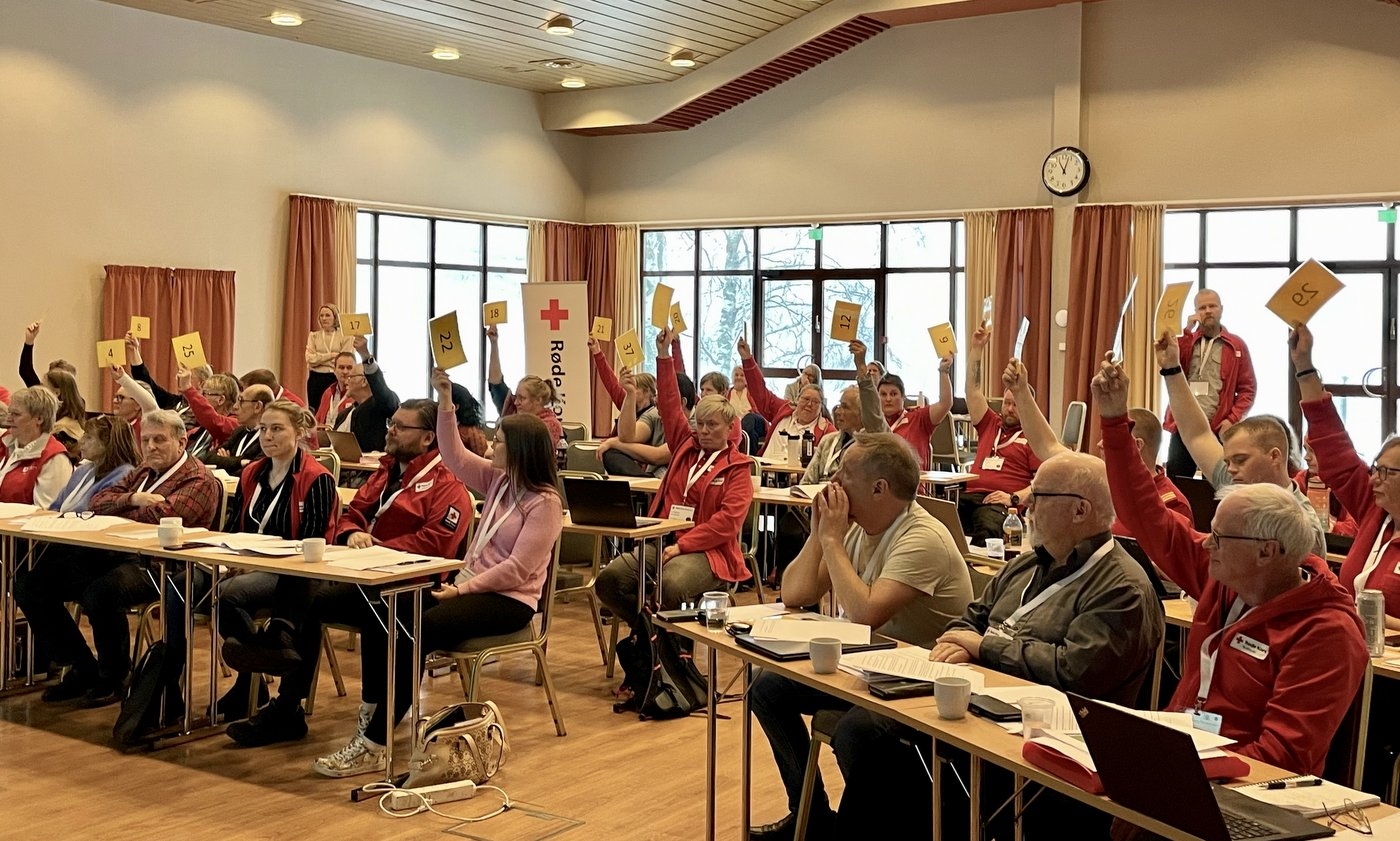 Frivillige som stemmer på årsmøte