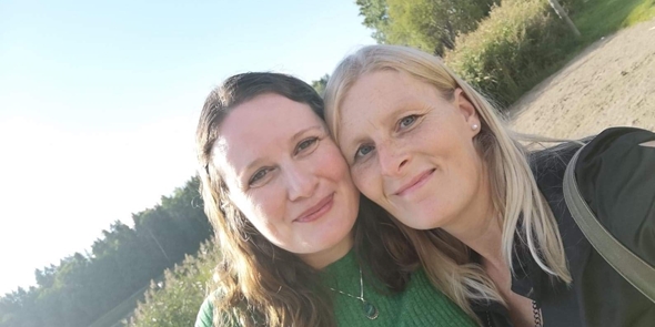 Fra venstre Helene Margaretha Myhrdal og Jeanette Mydland 