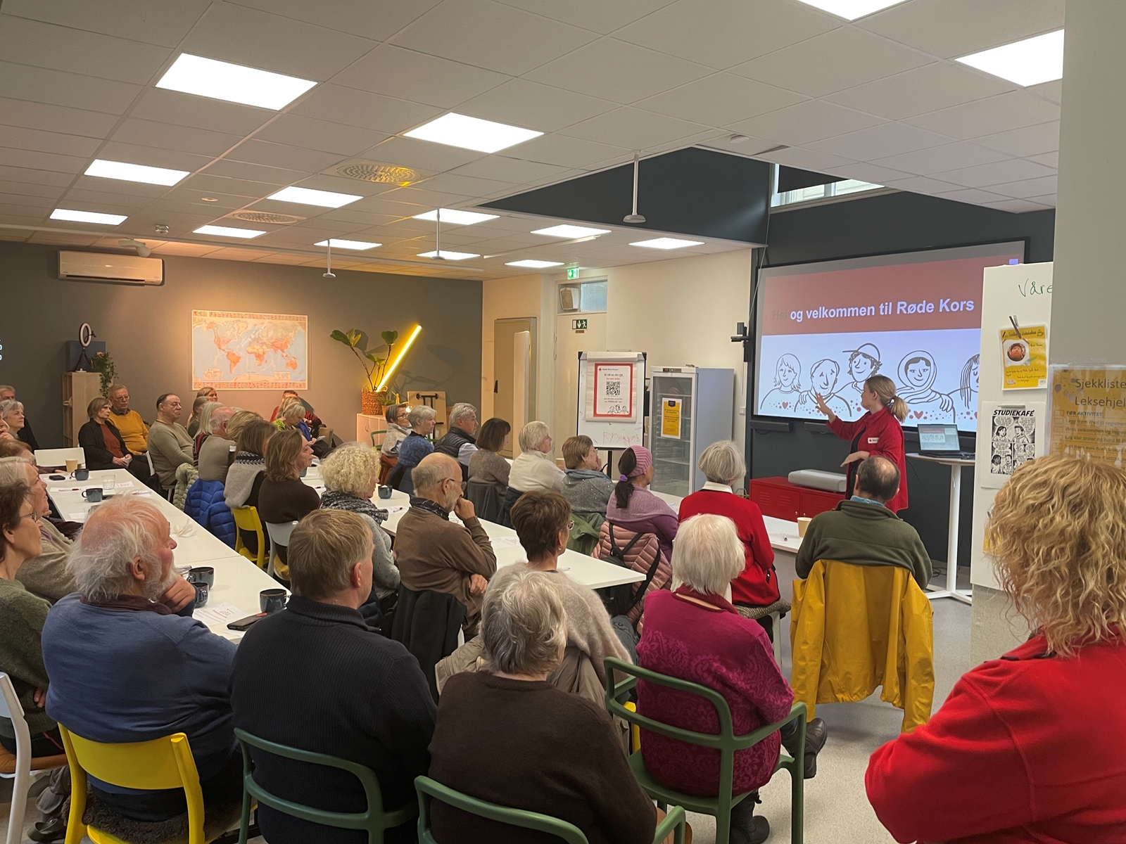 FROKOSTMØTE: Oppmøtet var fantastisk på frokostmøtet hvor vi søkte etter 60 over 60.
