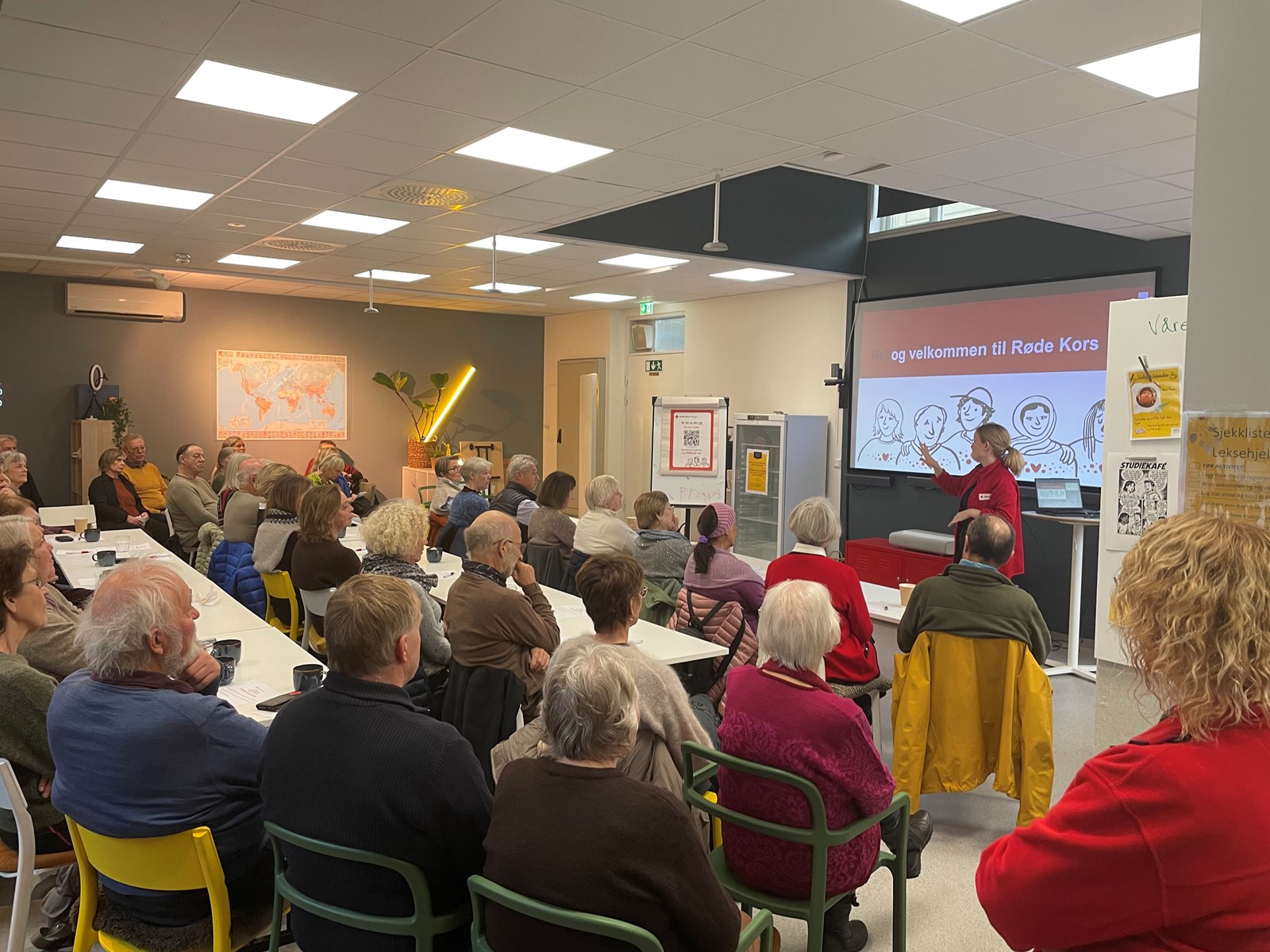 FROKOSTMØTE: Oppmøtet var fantastisk på frokostmøtet hvor vi søkte etter 60 over 60.