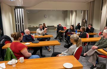 Frivillige i Nettverk etter soning i Bergen Røde Kors møttes denne uken på BRO 2022. 