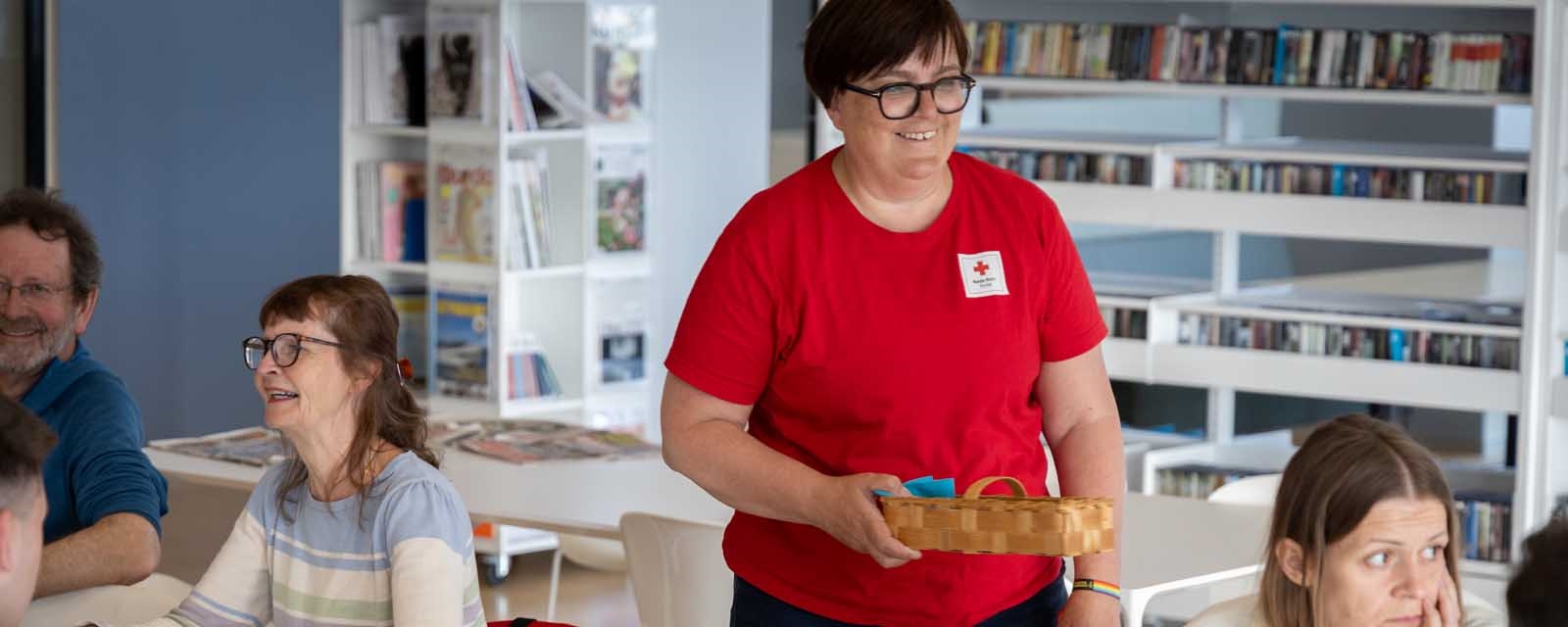 Collage med aktiviteter i Bodø Røde Kors