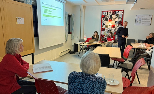 Valgkomitéens leder, Erik André Sølberg, ledet gjennomføringen av årets valg.