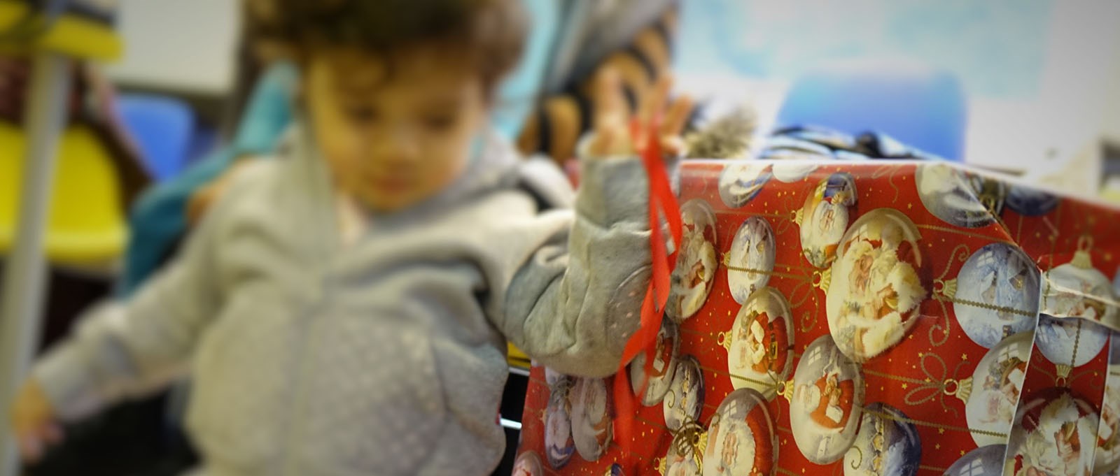 Over 800 barn mottek ei juleglede frå Røde Kors i år.