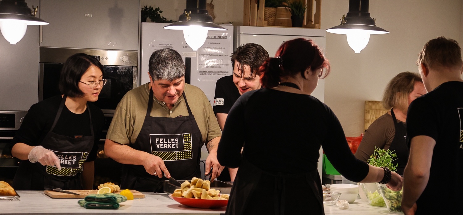 Matlaging på Fellesverket.