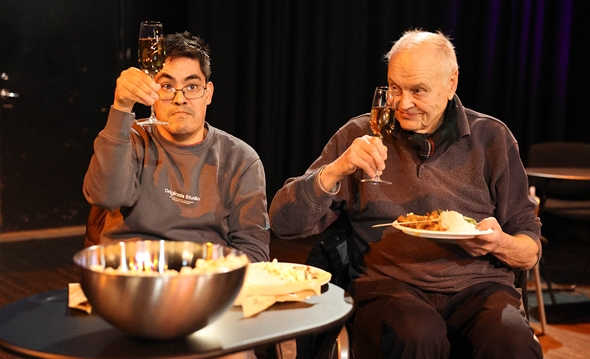 Magne Skjetne og Mauricio Skjetne på premierefest Team Pølsa 2.