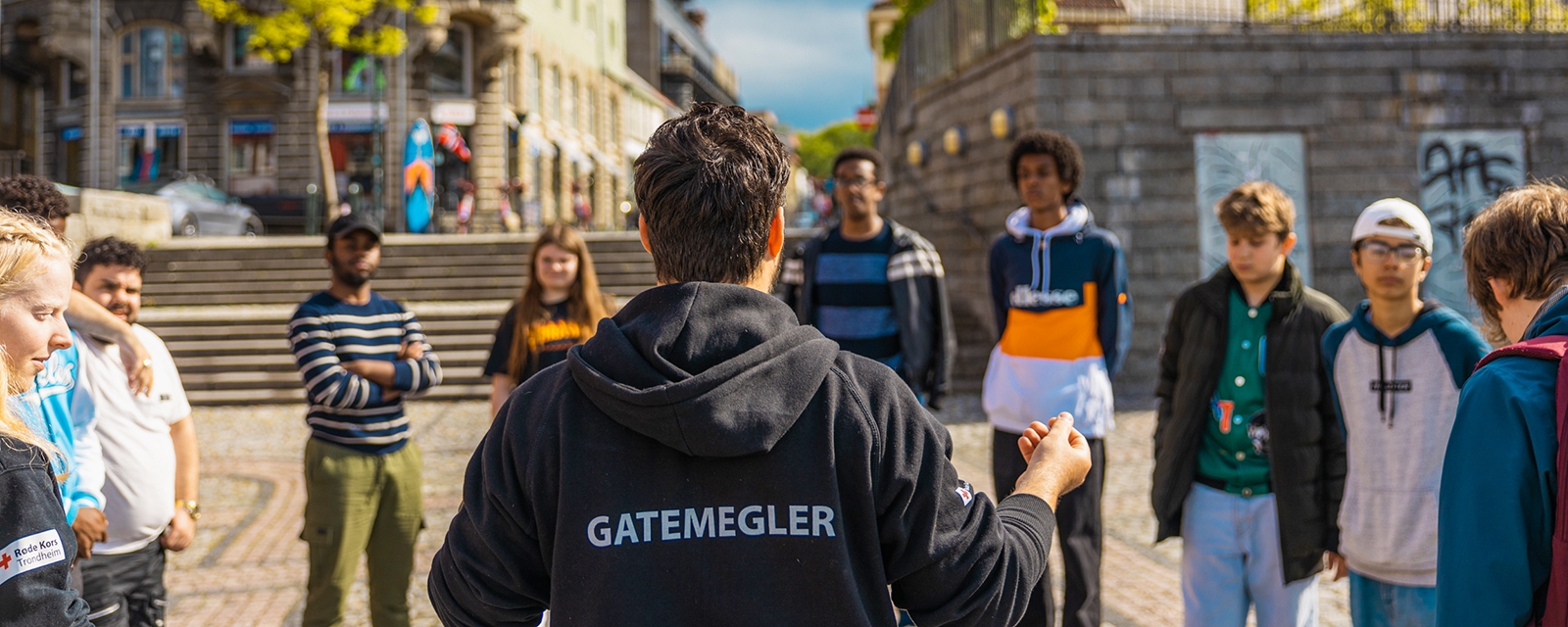 Person på Gatemegling