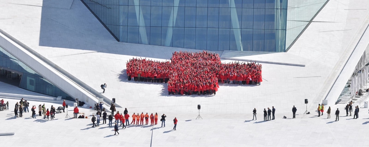 Operataket i Oslo med rødt kors