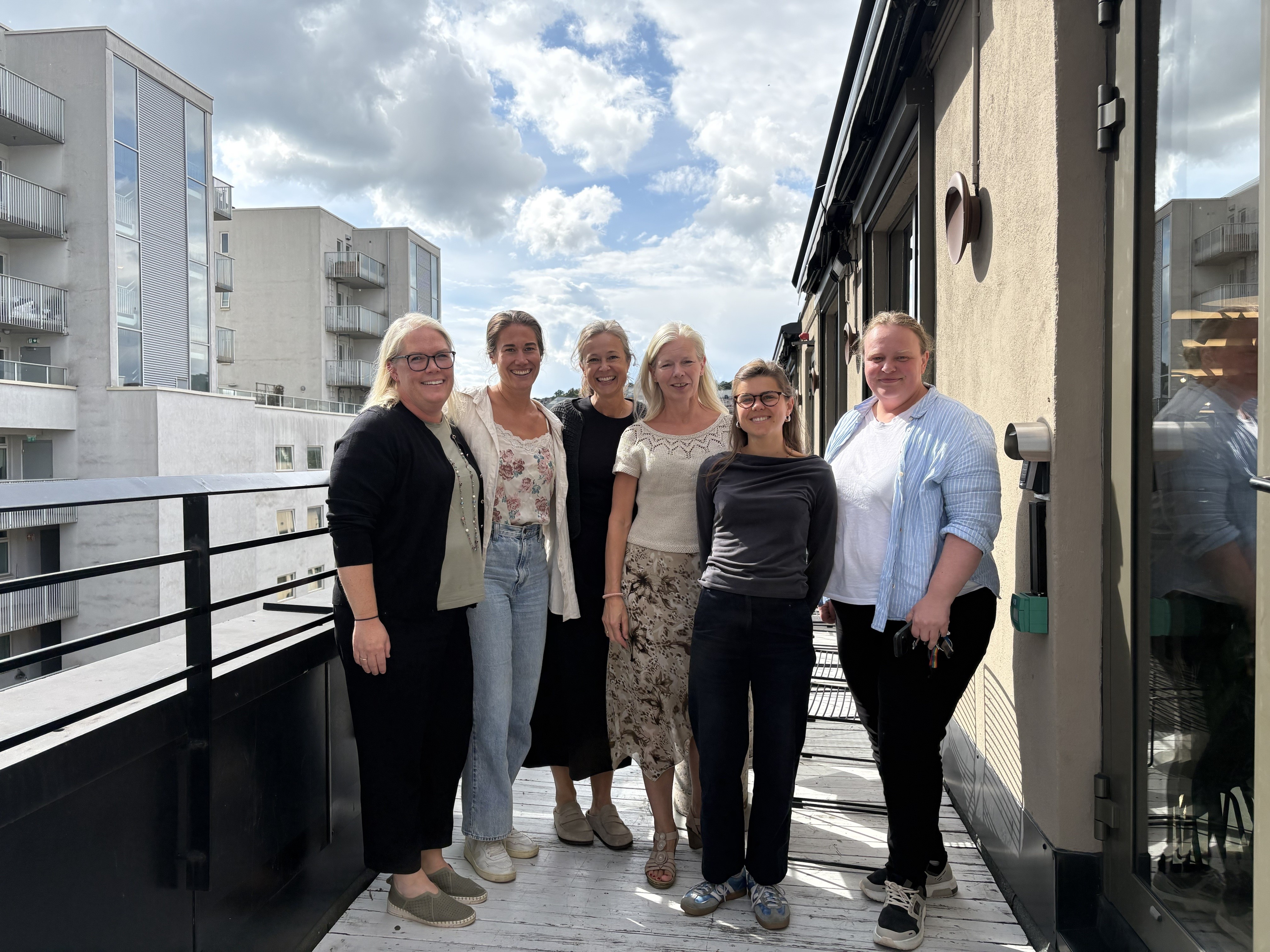Fra TV. Torill Askjem Aae, Camilla rodø, Irmelin Bergh, Lise Sofie Nissen-Meyer, Anna Malena Njå, Elisabeth Lauvbakk.
