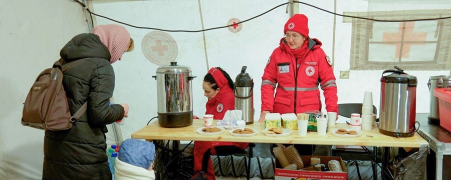 Varmestasjon for sivile i Ukraina. Foto: Ukraina Røde Kors