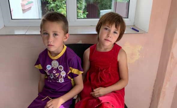 To barn har flyktet i Ukraina