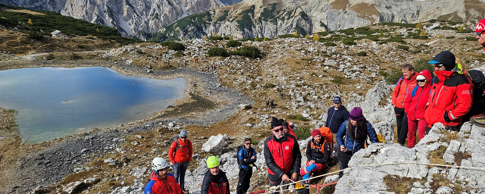 mennesker på tur i fjellet