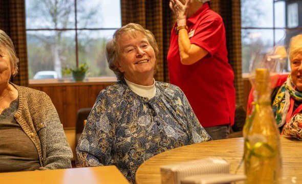 Bilde av Tullik Torsrud som har vært en ildsjel i Røde Kors gjennom en årrekke.